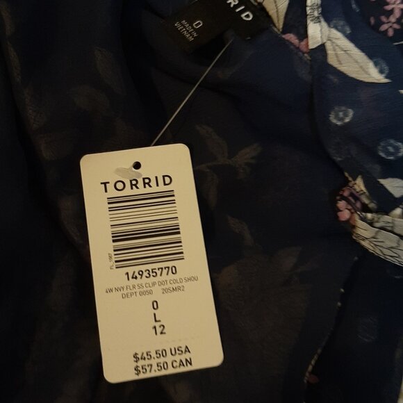 NWT Torrid Off The Shoulder Flower Top Size 0 - Picture 5 of 5